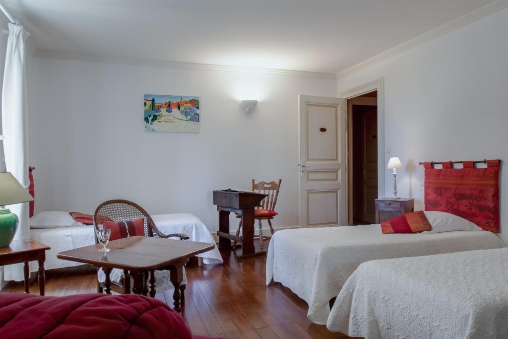 Chambres Au Chateau - Le Clos Des Tourelles Sennecey-le-Grand Номер фото